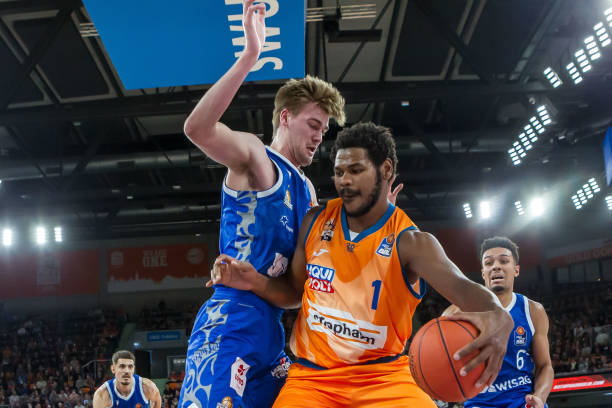 他的敏锐嗅 他的敏锐嗅