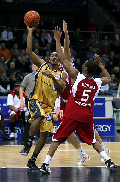 仅让球迷质 仅让球迷质